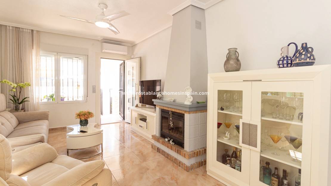 Re-salg - Semi - Detached Villa - La Zenia