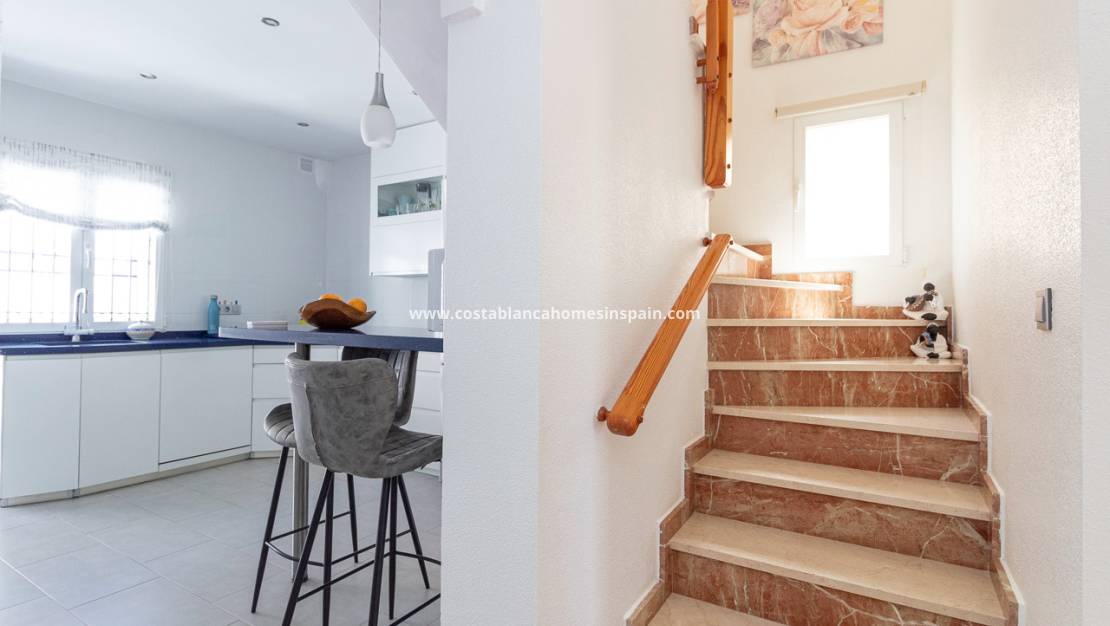 Re-salg - Semi - Detached Villa - La Zenia