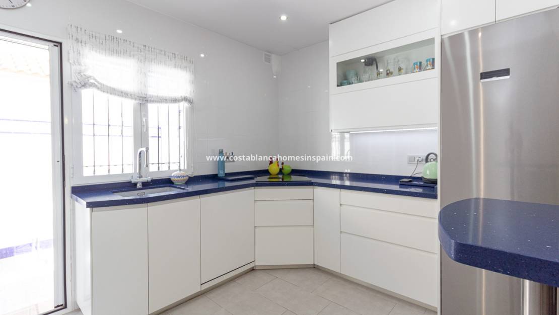 Re-salg - Semi - Detached Villa - La Zenia