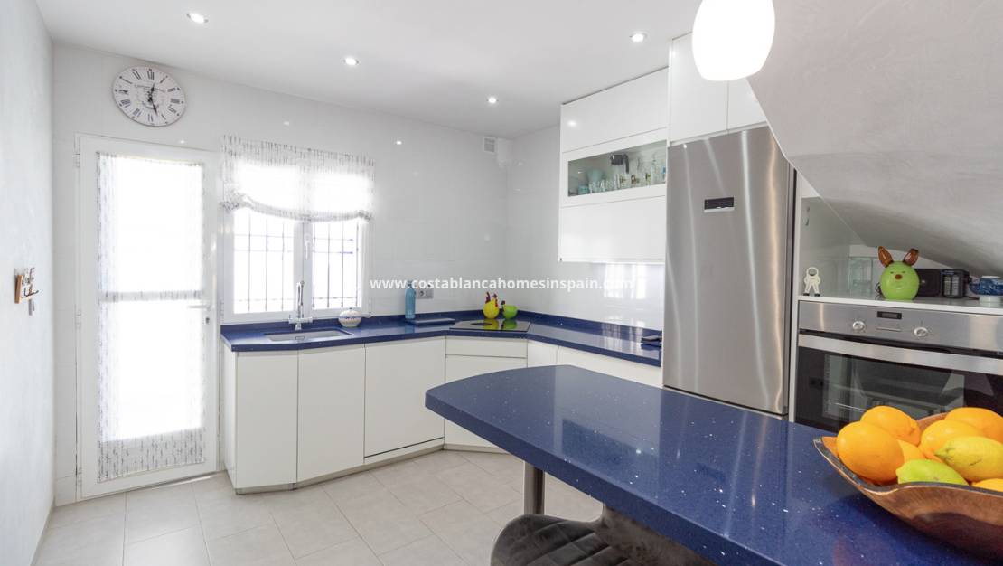 Re-salg - Semi - Detached Villa - La Zenia