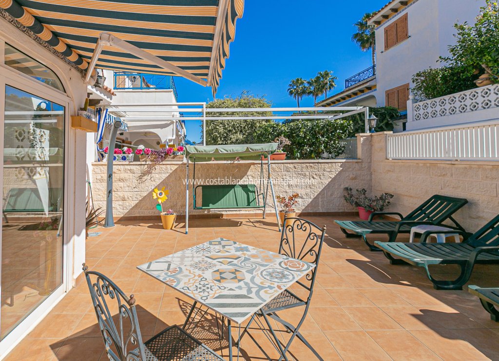 Re-salg - Semi - Detached Villa - Mil Palmeras - Riomar