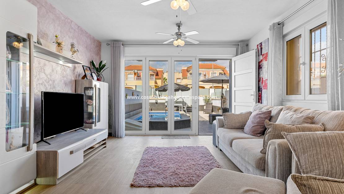 Re-salg - Semi - Detached Villa - Orihuela Costa - La Zenia