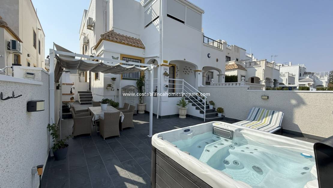 Re-salg - Semi - Detached Villa - Orihuela Costa - La Zenia