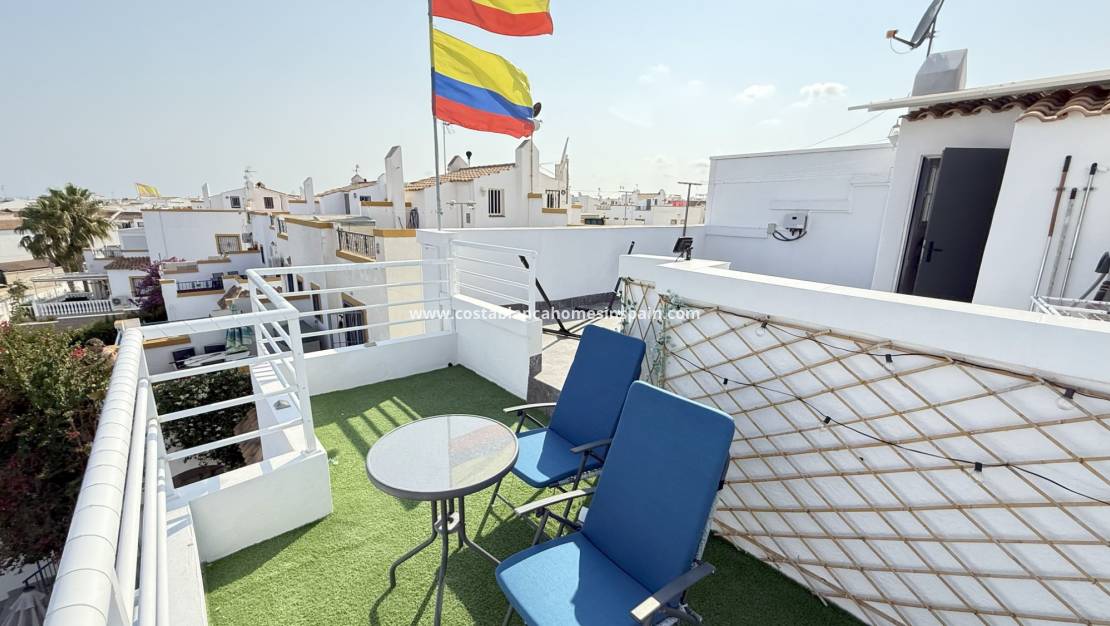 Re-salg - Semi - Detached Villa - Orihuela Costa - La Zenia