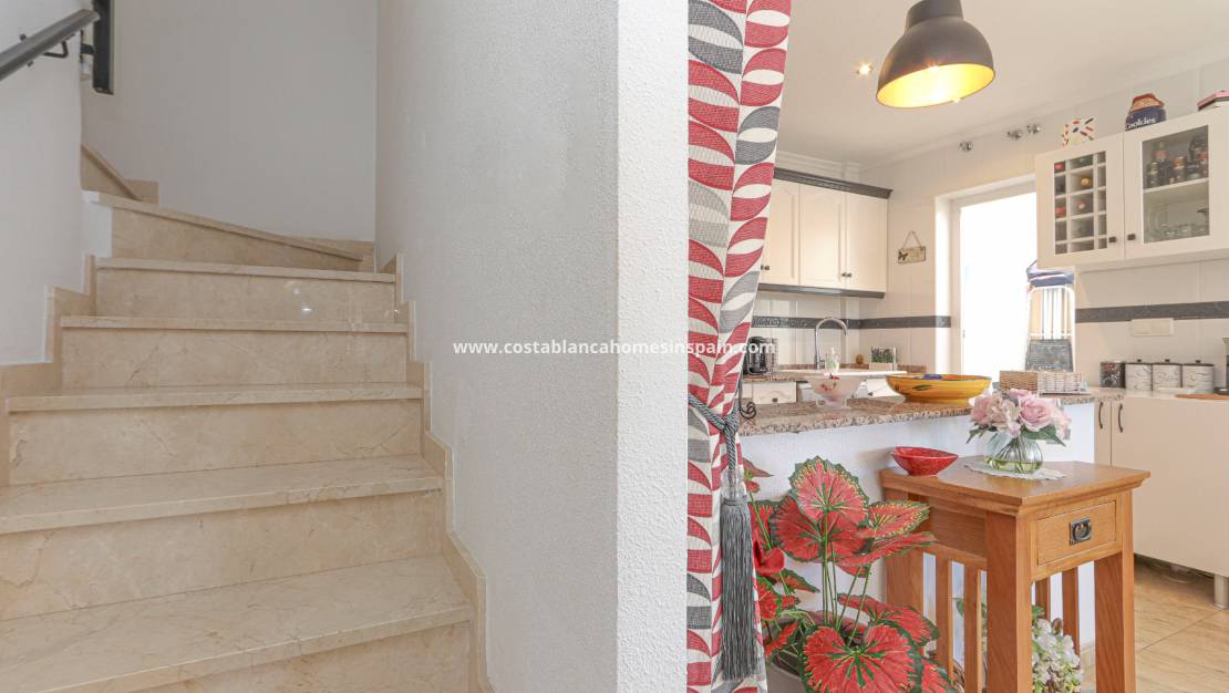 Re-salg - Semi - Detached Villa - Orihuela Costa - Playa Flamenca