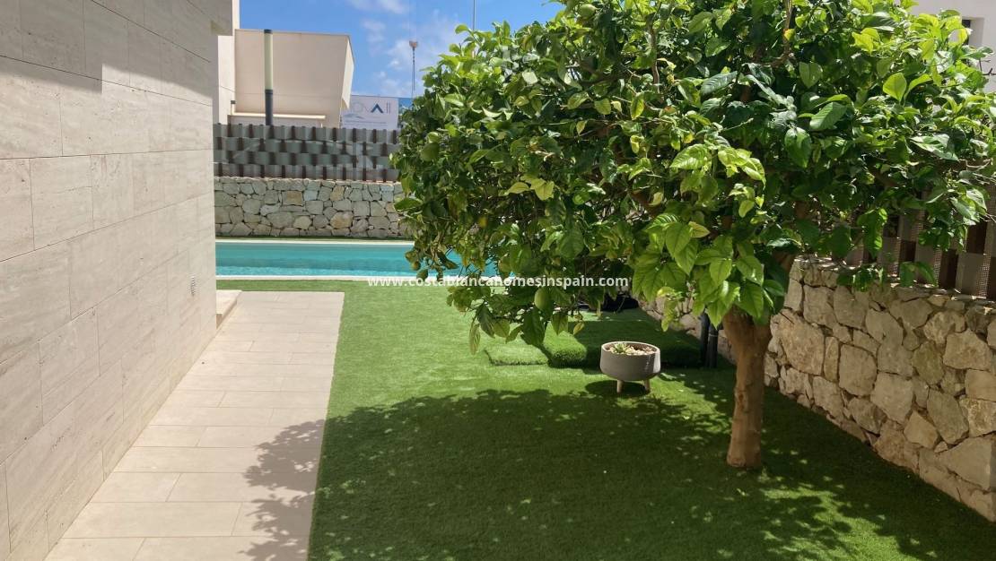 Re-salg - Semi - Detached Villa - Pilar de la Horadada