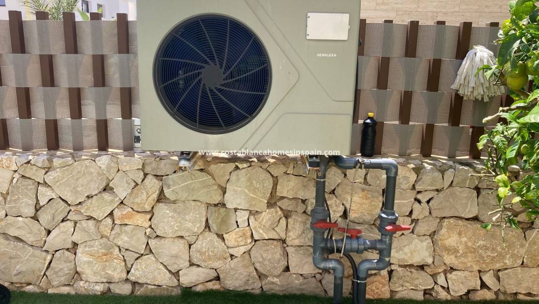 Re-salg - Semi - Detached Villa - Pilar de la Horadada