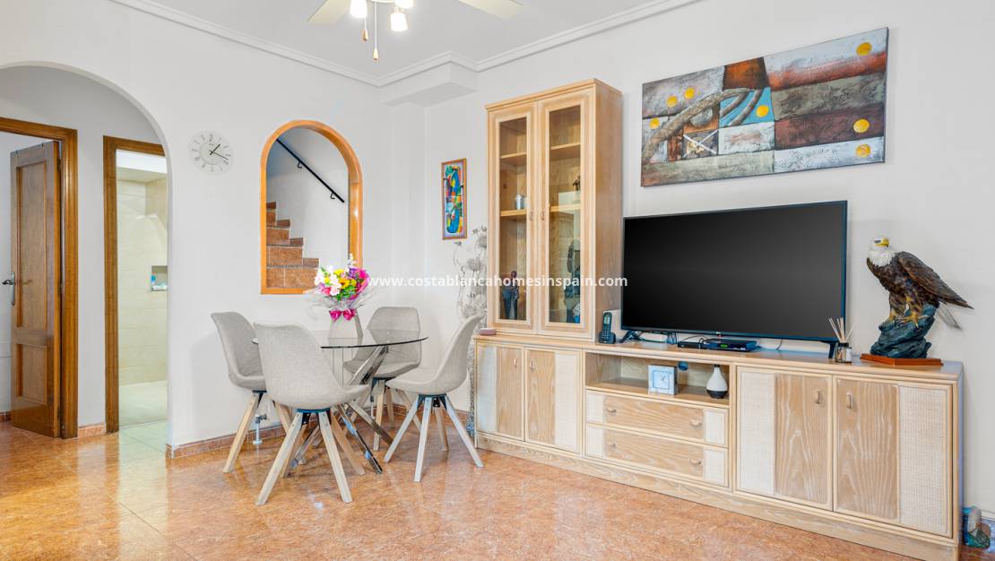 Re-salg - Semi - Detached Villa - Playa Flamenca - Costa Blanca South