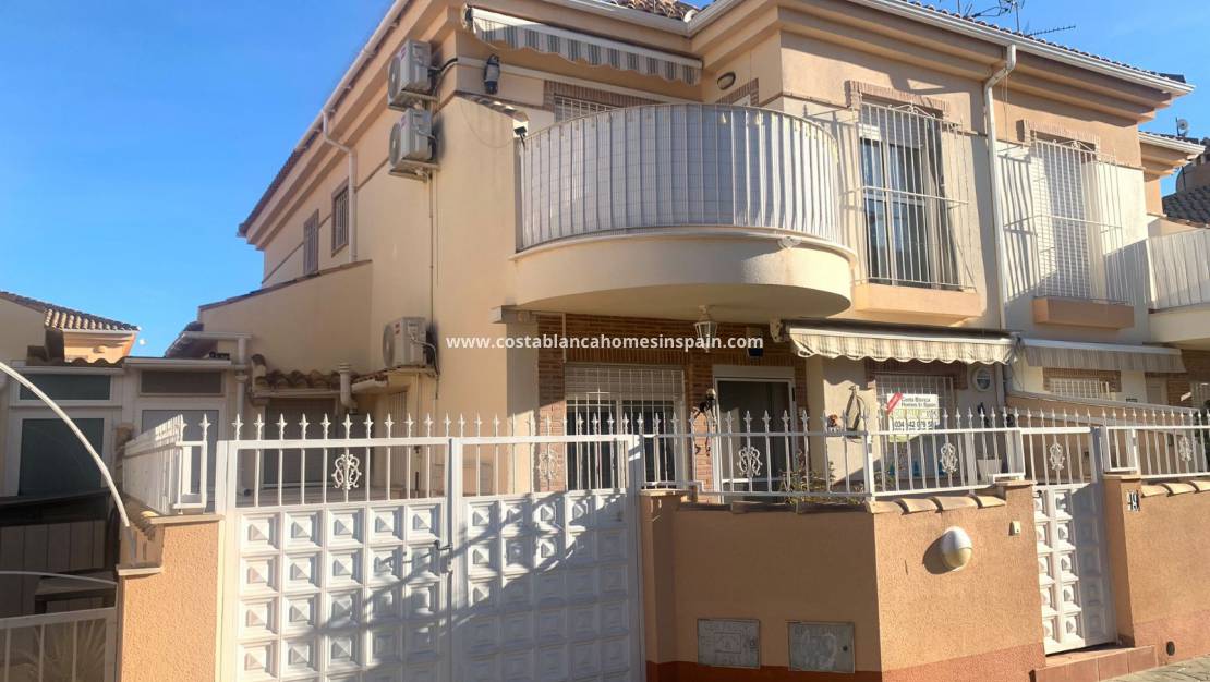 Re-salg - Semi - Detached Villa - Playa Flamenca - Costa Blanca South