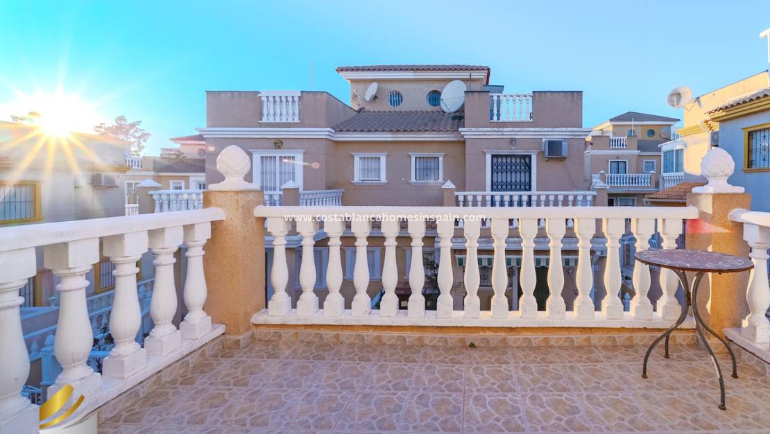 Re-salg - Semi - Detached Villa - Playa Flamenca - Costa Blanca South