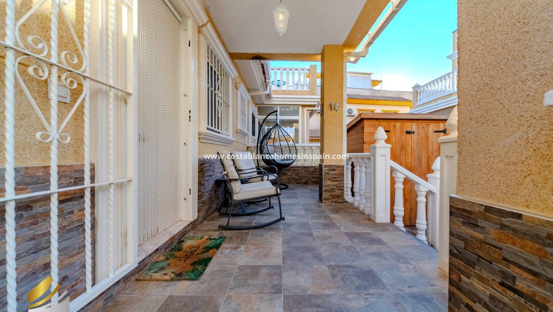 Re-salg - Semi - Detached Villa - Playa Flamenca - Costa Blanca South