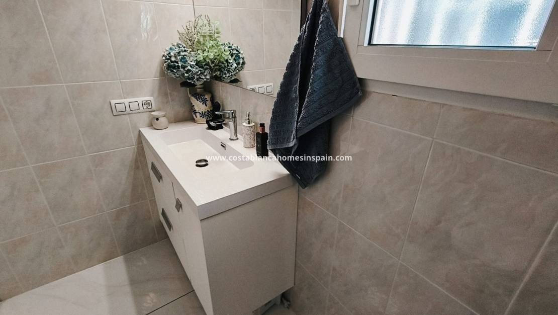 Re-salg - Semi - Detached Villa - Playa Flamenca - Costa Blanca South