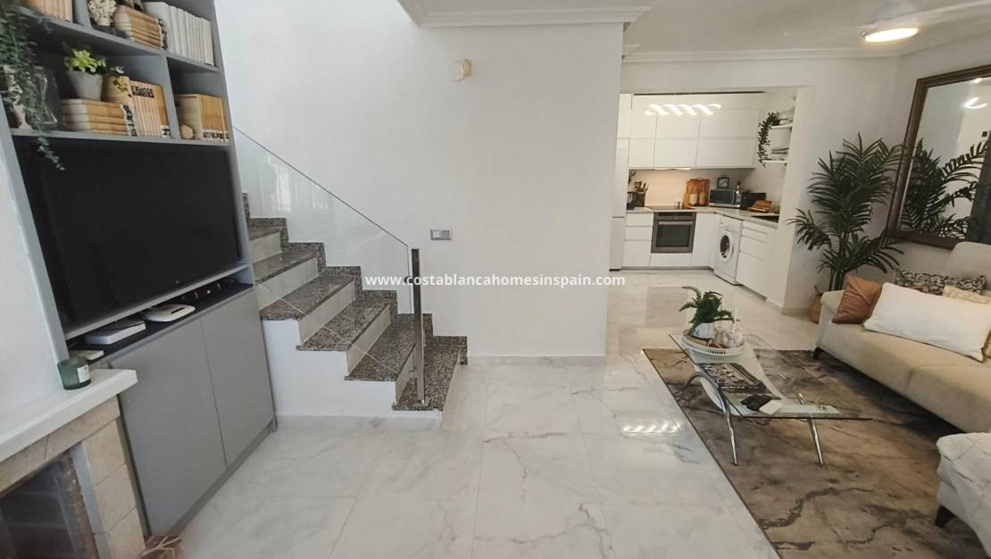 Re-salg - Semi - Detached Villa - Playa Flamenca - Costa Blanca South