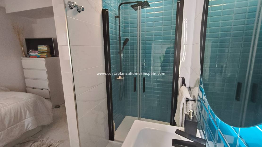 Re-salg - Semi - Detached Villa - Playa Flamenca - Costa Blanca South