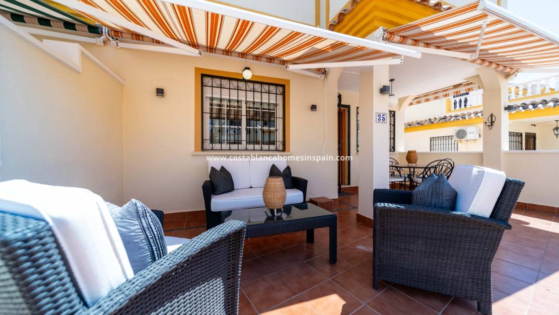 Re-salg - Semi - Detached Villa - Playa Flamenca - Costa Blanca South