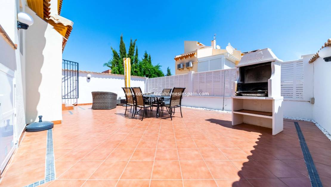 Re-salg - Semi - Detached Villa - Playa Flamenca - Costa Blanca South