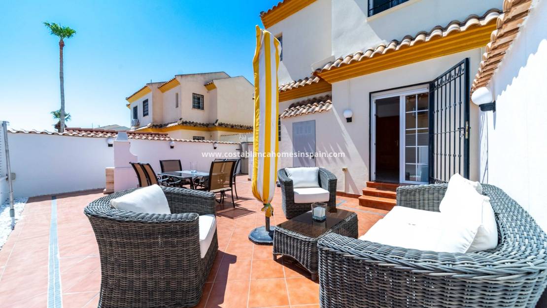 Re-salg - Semi - Detached Villa - Playa Flamenca - Costa Blanca South