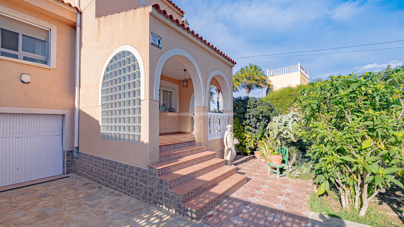 Re-salg - Semi - Detached Villa - Torrevieja - El Chaparral