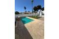 Re-salg - Semi - Detached Villa - Torrevieja - Torretas