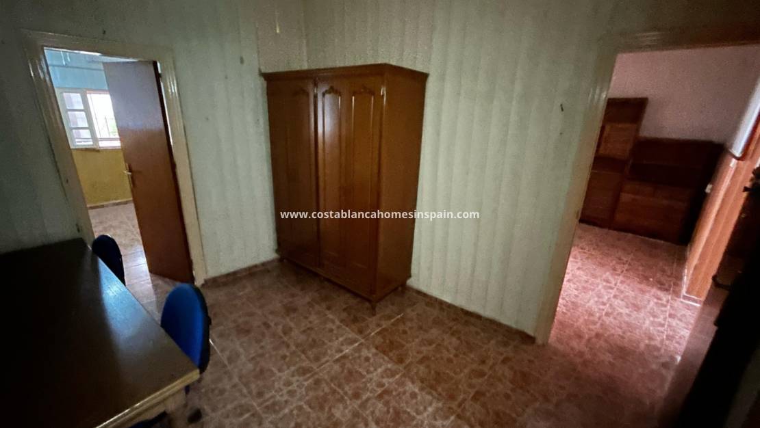 Re-salg - Semi - Detached Villa - Torrevieja - Torrevieja City Center