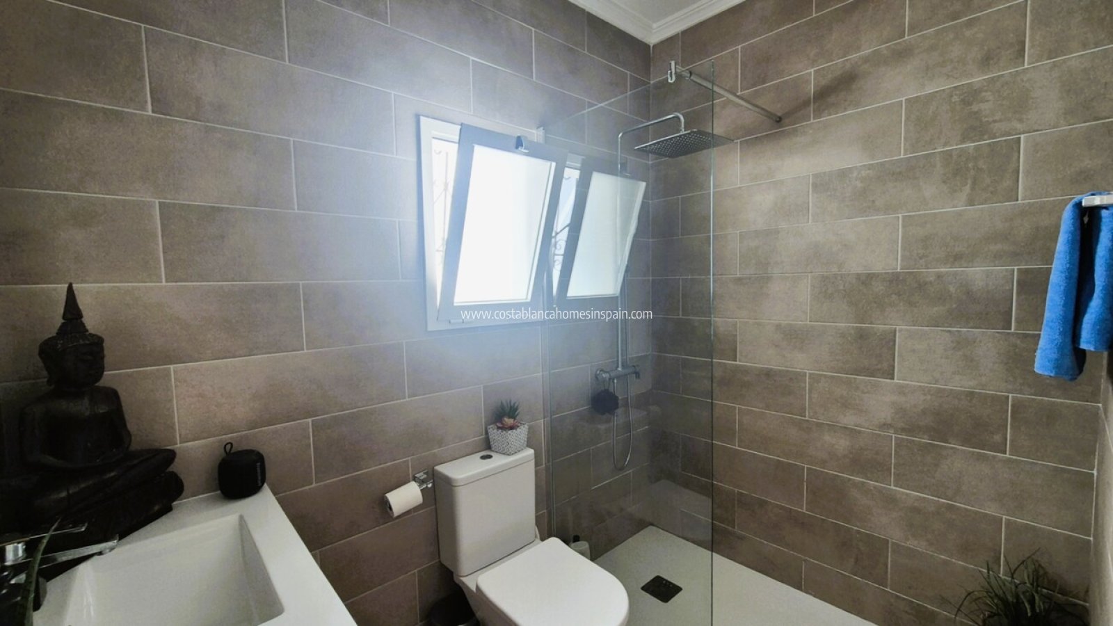 Re-salg - Semi - Detached Villa - Villamartin - Costa Blanca