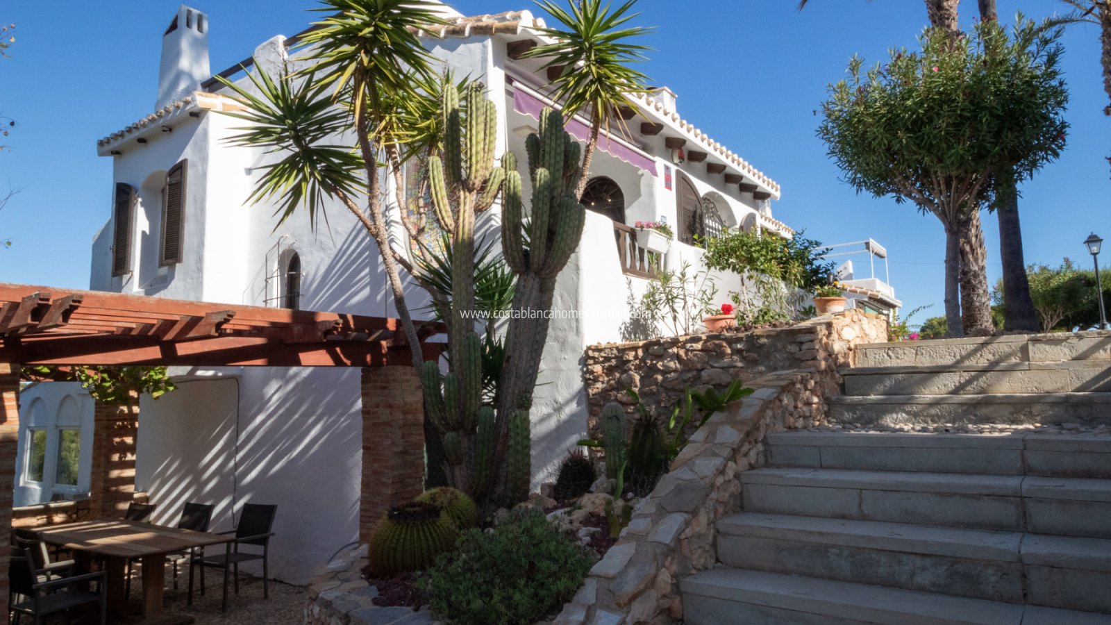 Re-salg - Semi - Detached Villa - Villamartin - Fortuna