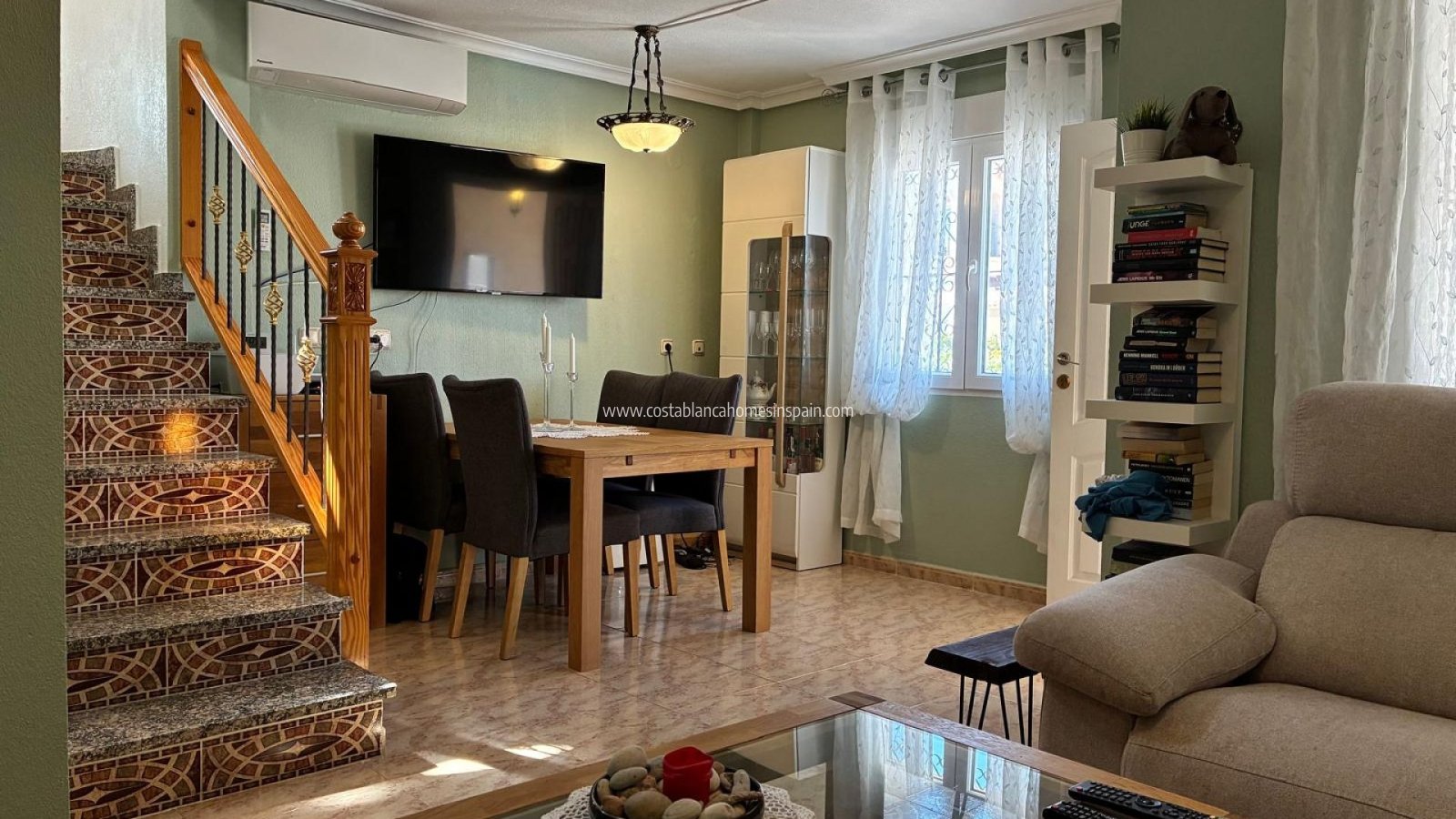 Re-salg - Semi - Detached Villa - Villamartin