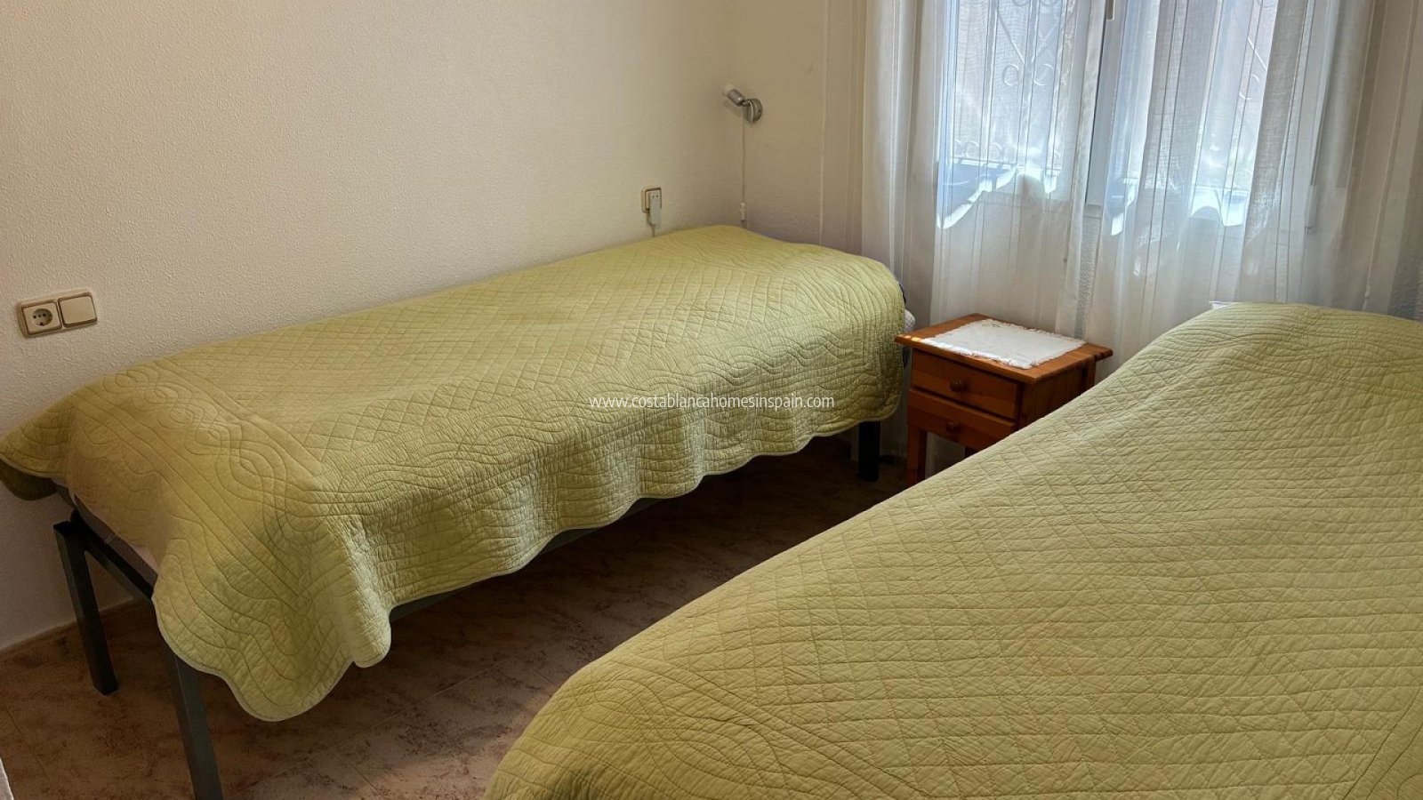 Re-salg - Semi - Detached Villa - Villamartin