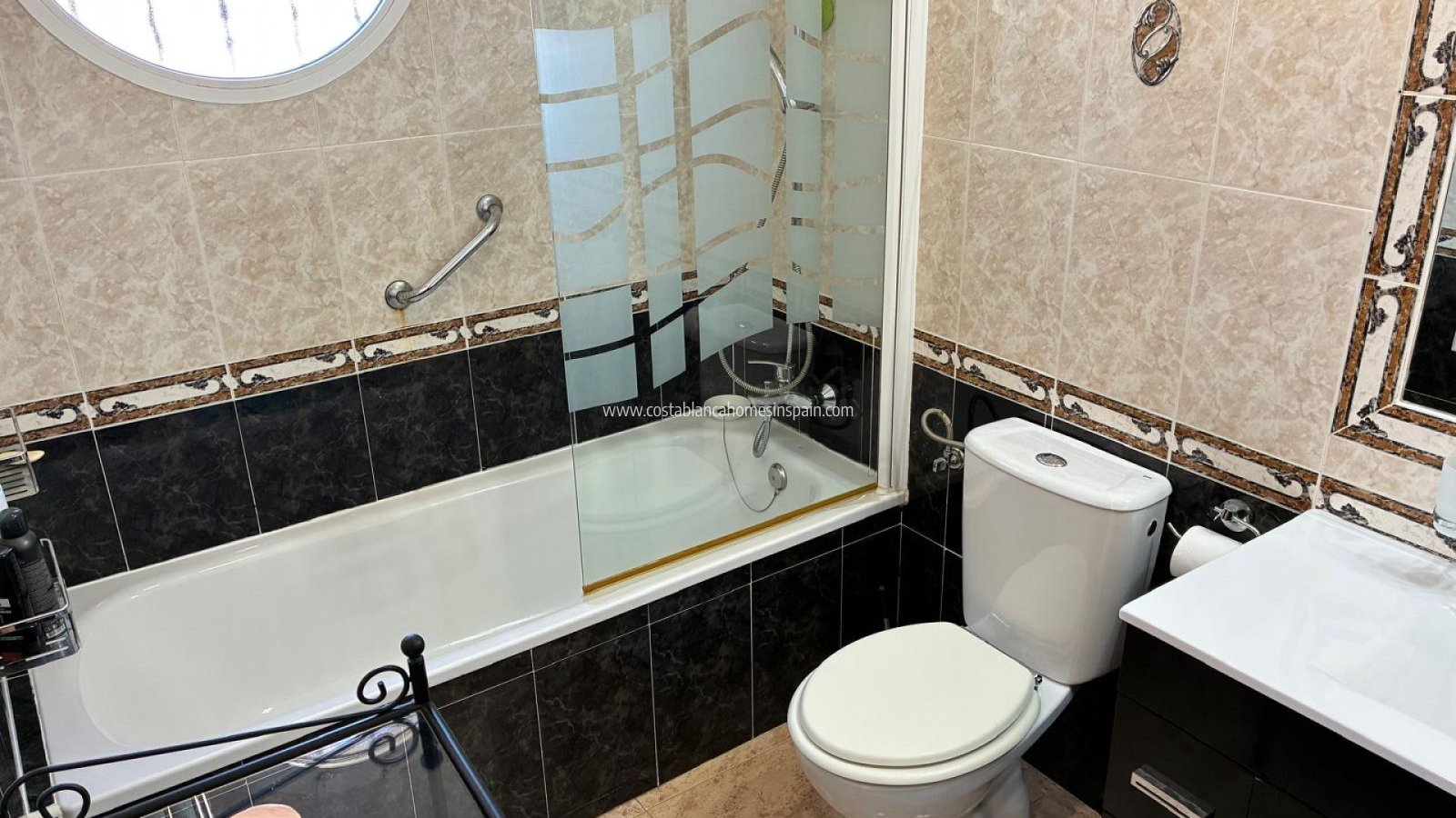 Re-salg - Semi - Detached Villa - Villamartin