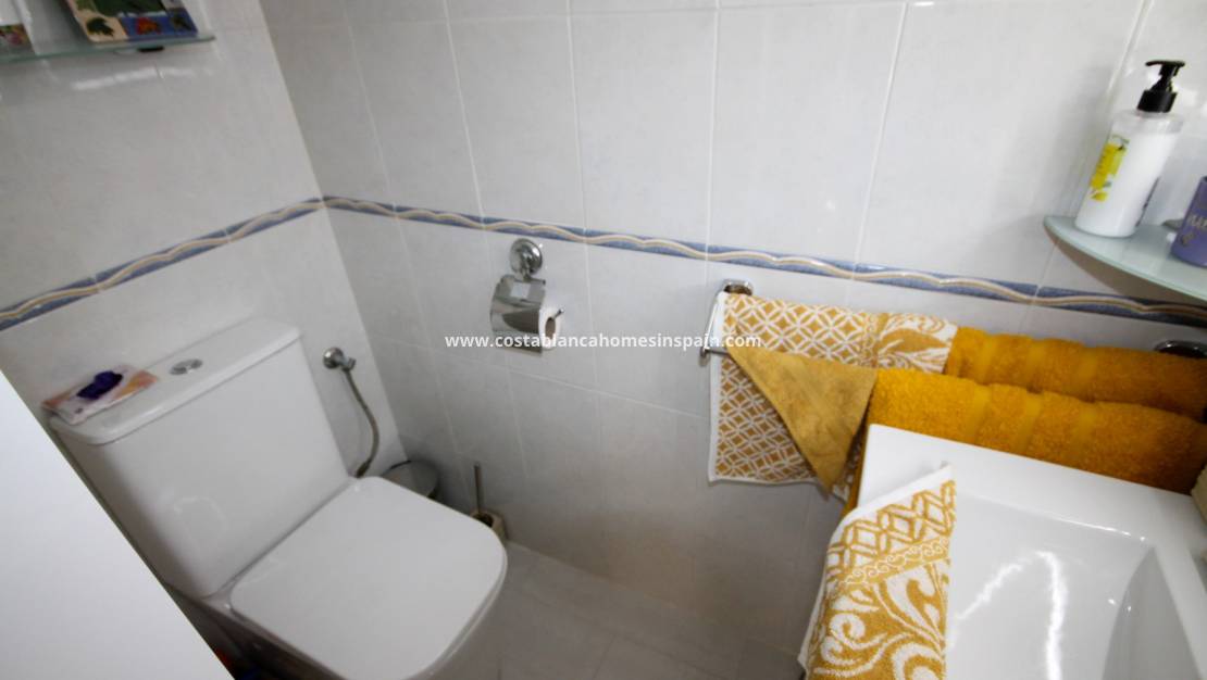 Re-salg - Semi - Detached Villa - Villamartin