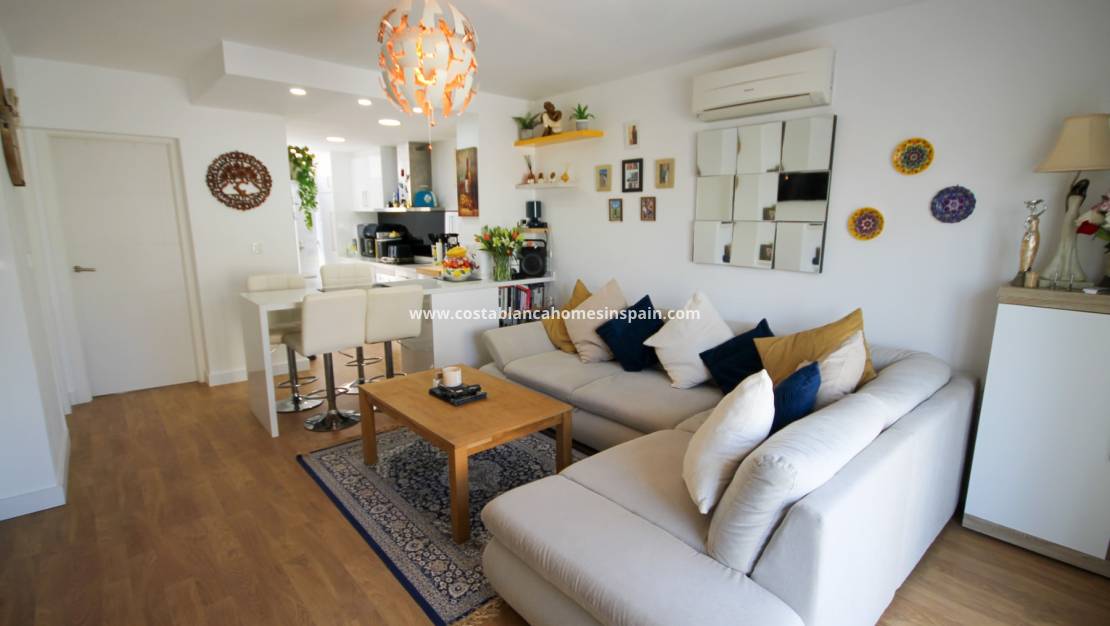 Re-salg - Semi - Detached Villa - Villamartin