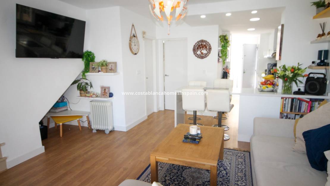 Re-salg - Semi - Detached Villa - Villamartin