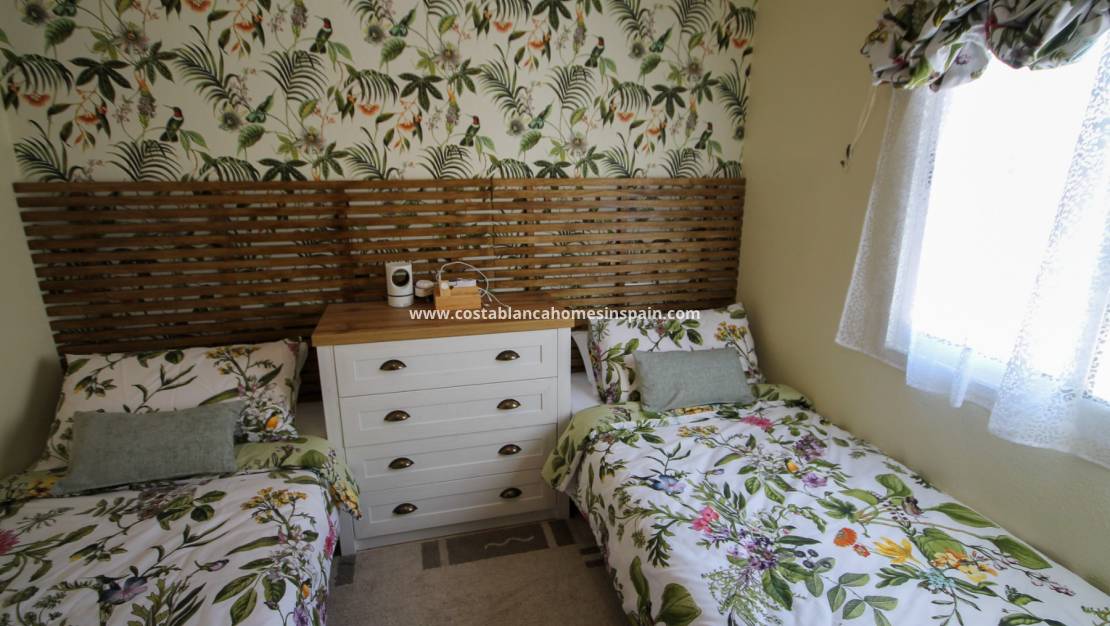 Re-salg - Semi - Detached Villa - Villamartin