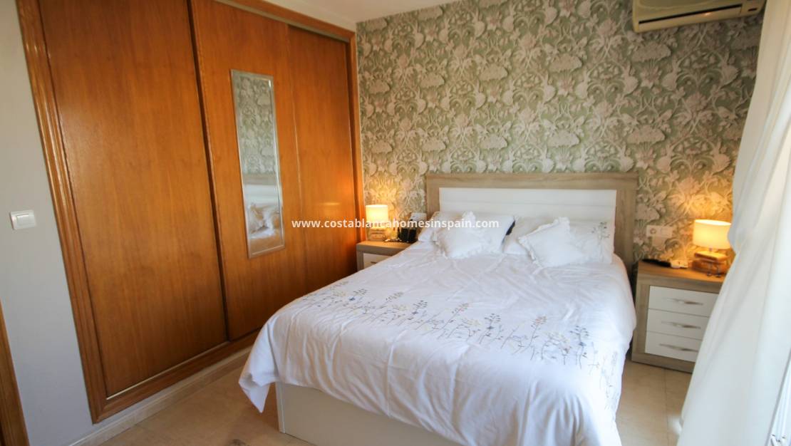 Re-salg - Semi - Detached Villa - Villamartin