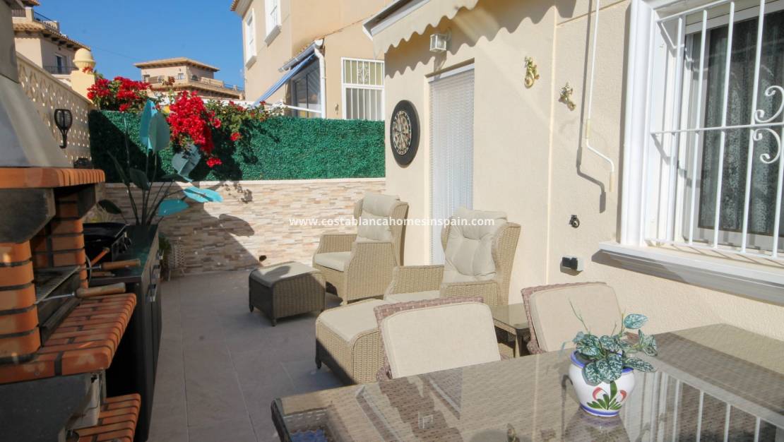 Re-salg - Semi - Detached Villa - Villamartin