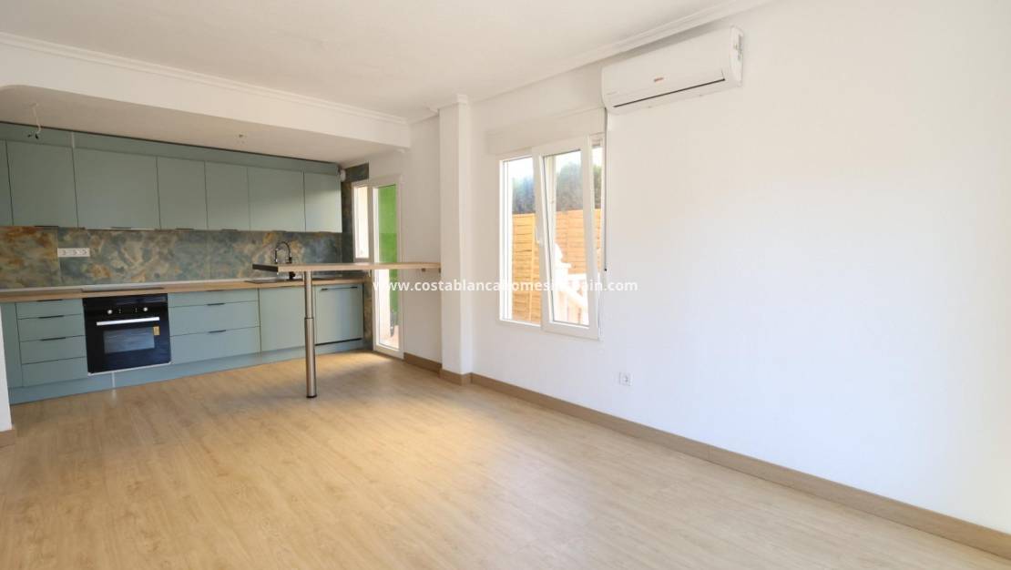 Re-salg - Terraced house - Orihuela Costa - La Zenia