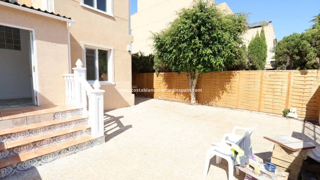 Re-salg - Terraced house - Orihuela Costa - La Zenia