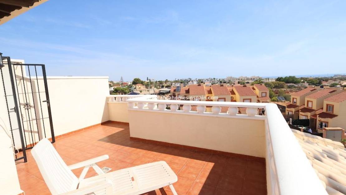 Re-salg - Terraced house - Orihuela Costa - Montezenia