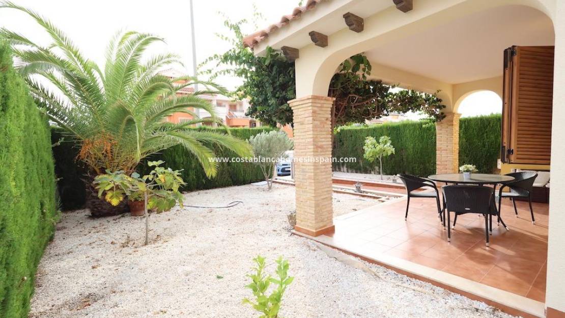 Re-salg - Terraced house - Orihuela Costa - Punta Prima