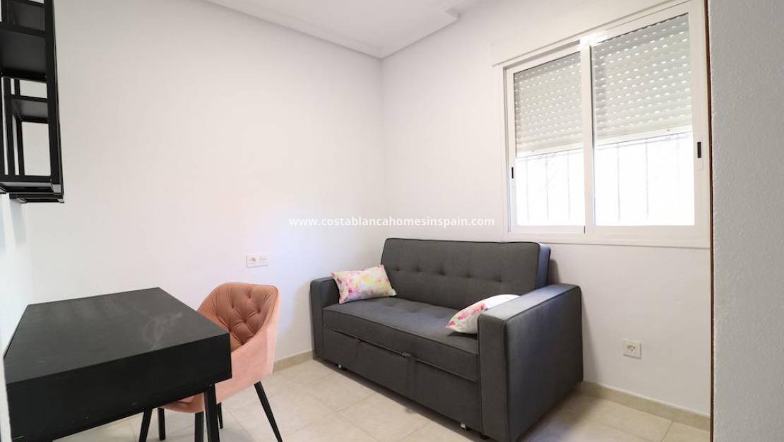 Re-salg - Terraced house - Torrevieja - Torreblanca