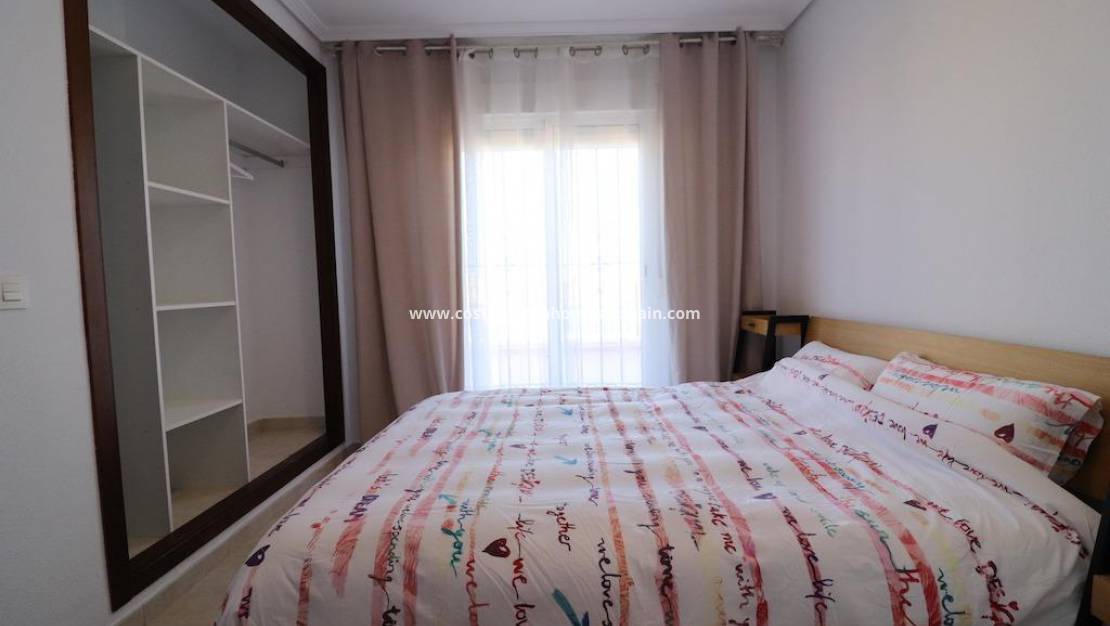 Re-salg - Terraced house - Torrevieja - Torreblanca