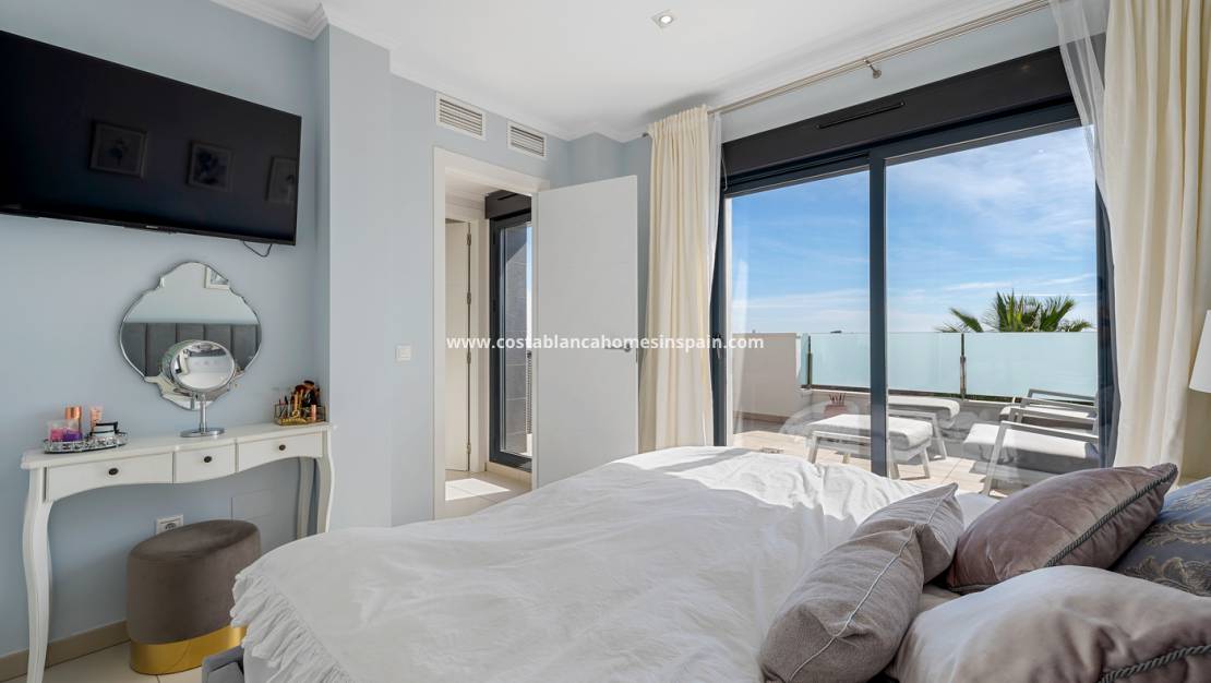 Re-salg - Townhouse - Cabo Roig