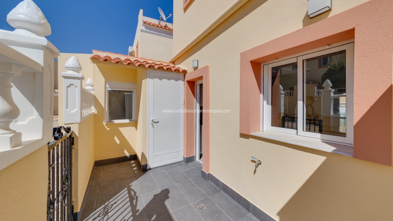 Re-salg - Townhouse - Orihuela Costa - La Zenia