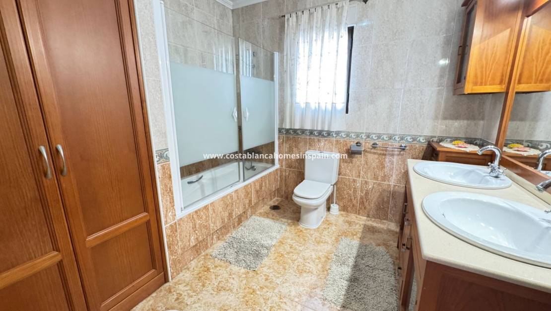 Re-salg - Townhouse - San Miguel de Salinas