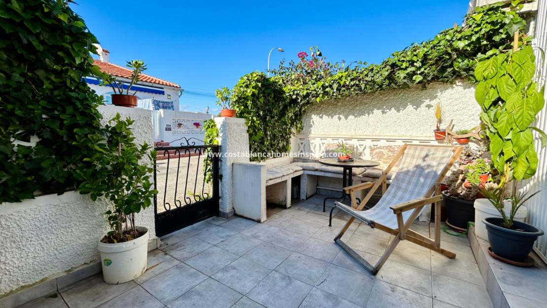 Re-salg - Townhouse - Torrevieja - Urbanización San Luis