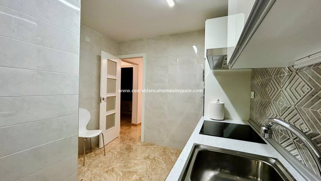 Re-salg - Townhouse - Torrevieja - Urbanización San Luis