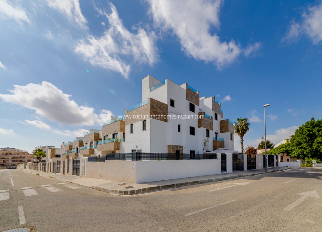 Re-salg - Townhouse - Villamartin - Costa Blanca