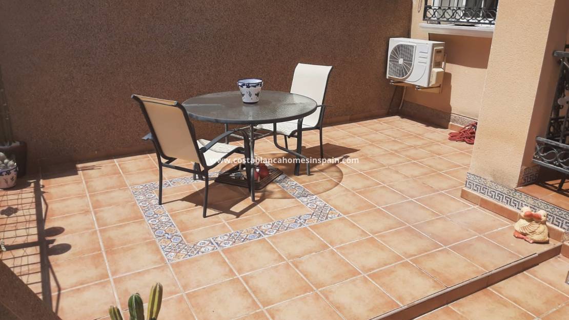 Re-salg - Townhouse - Villamartin - Costa Blanca