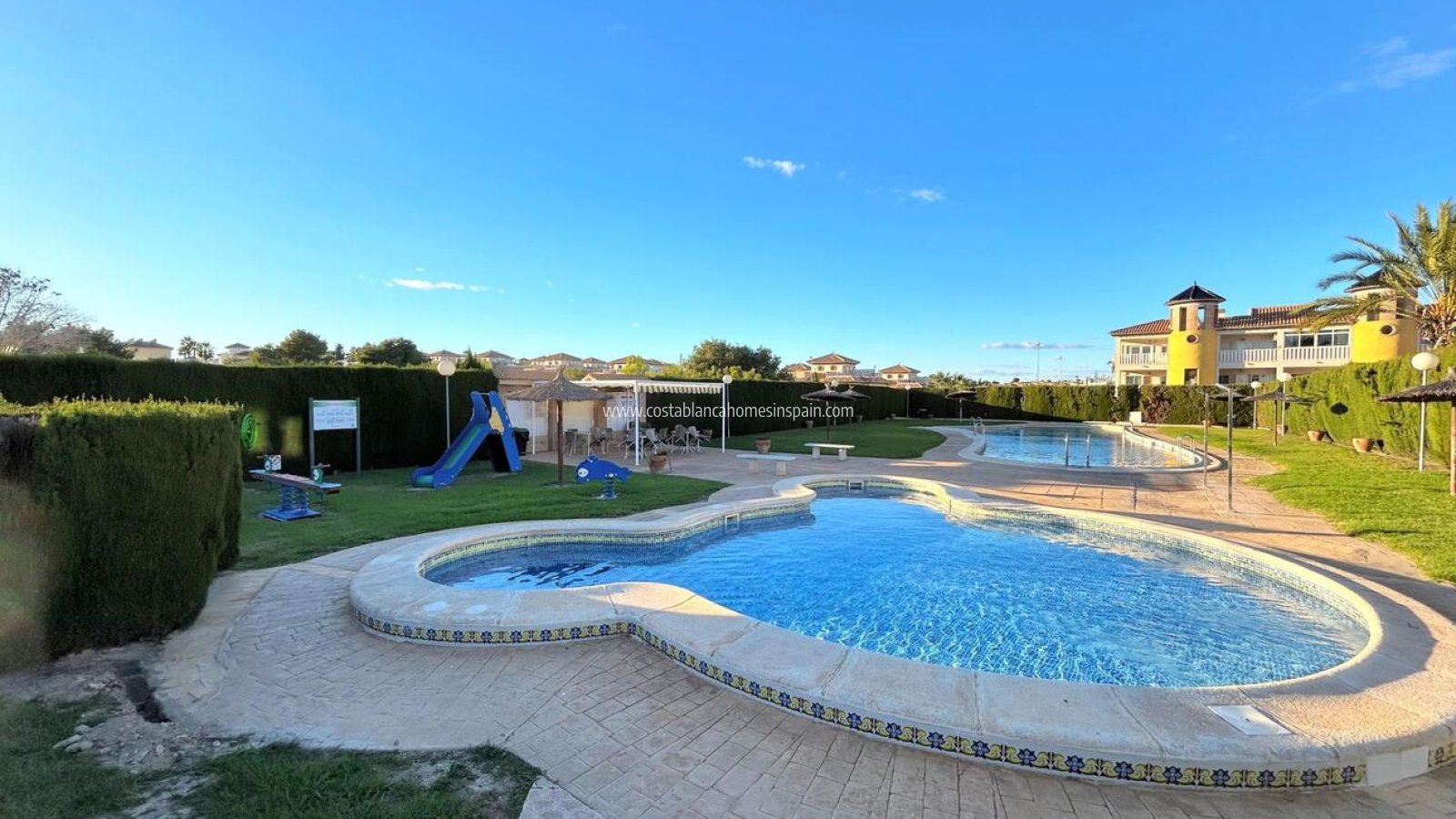 Re-salg - Townhouse - Villamartin - Costa Blanca