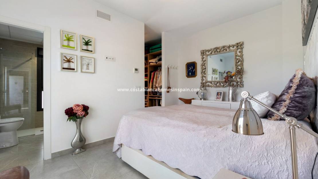 Re-salg - Villa - Alicante - Costa Blanca South